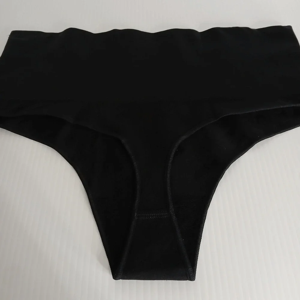 SPANX Black Seamless Thong Panty Underwear‎ XL Comfortable Shaping Waistband